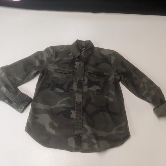 Abercrombie & Fitch Size XS Camo Button Down Long Sleeves - Picture 5 of 13